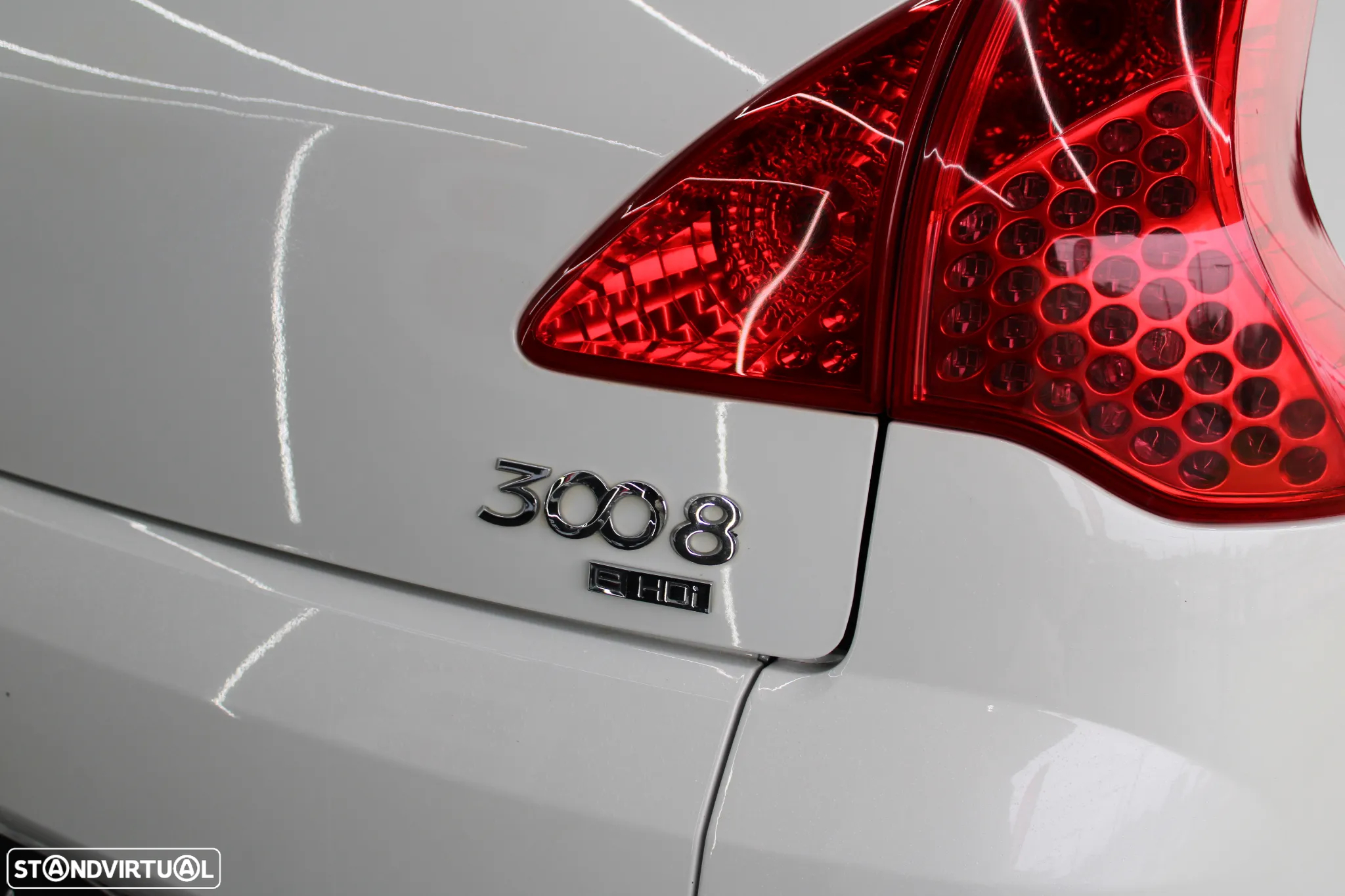 Peugeot 3008 - 18