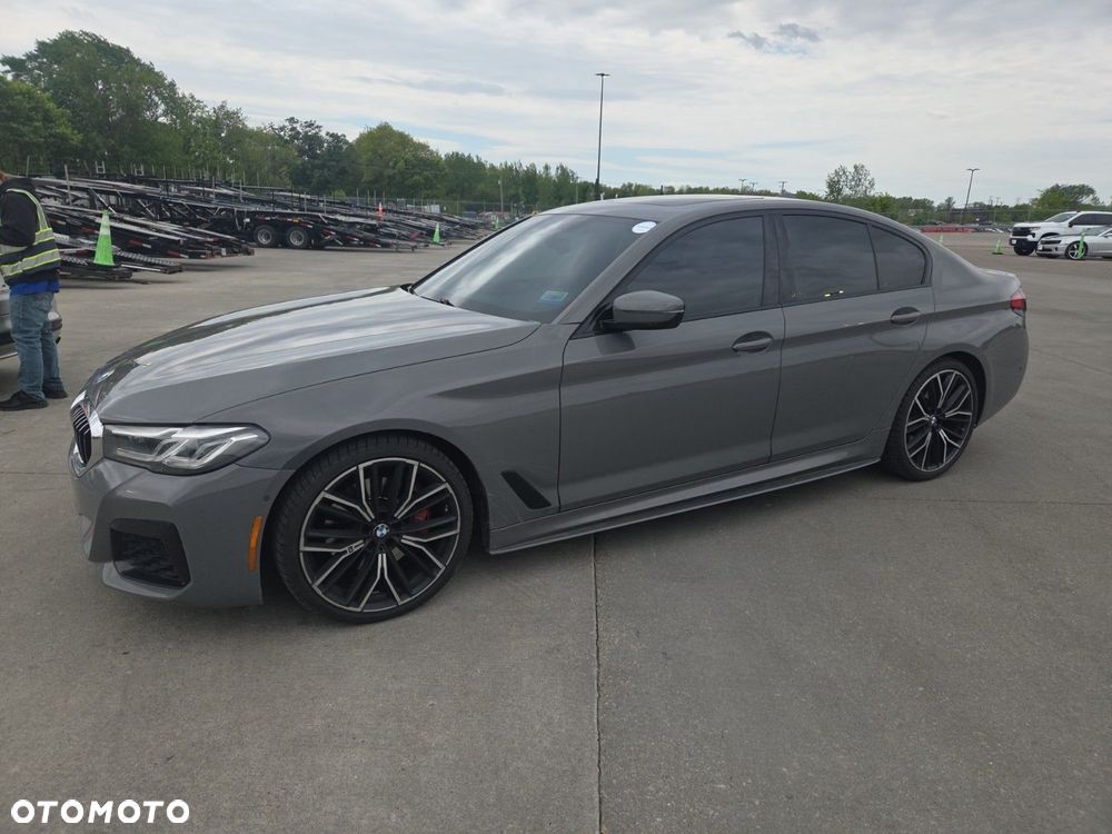 BMW Seria 5 530i xDrive M Sport Edition - 1