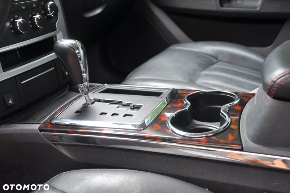 Chrysler 300C 5.7 V8 HEMI AWD Automatik - 11