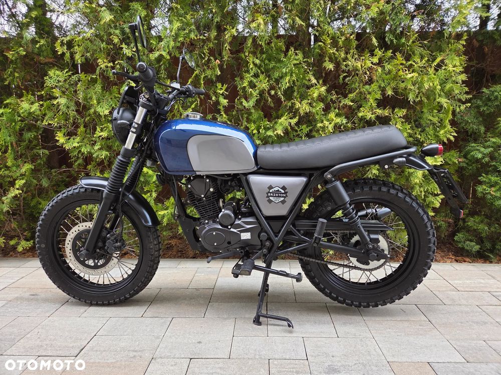 Brixton Cromwell - 6