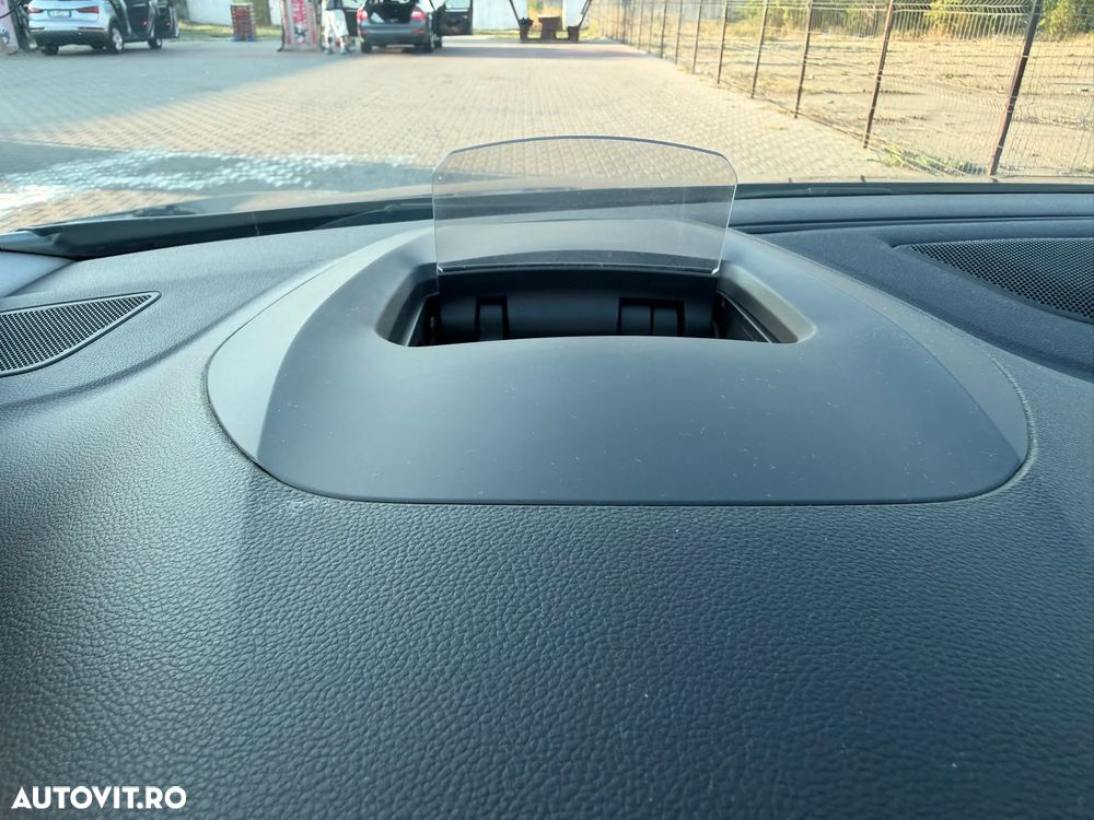 Renault Megane ENERGY dCi 130 BOSE EDITION - 13