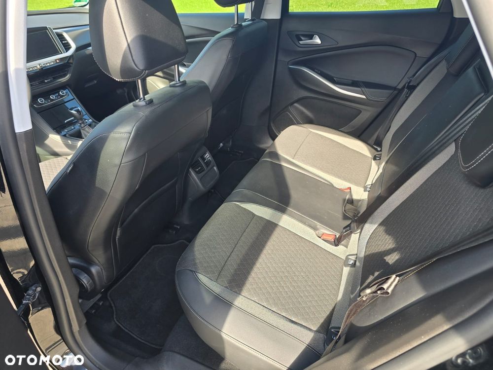 Opel Grandland 1.2 T Business Edition S&S - 13