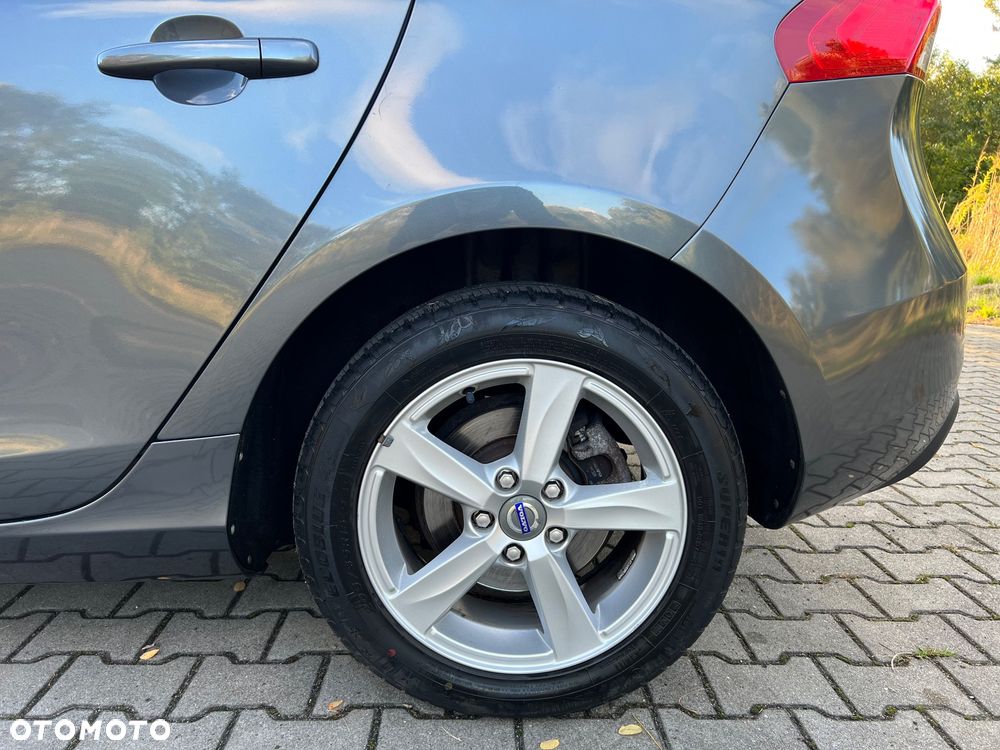 Volvo V40 D2 Kinetic - 15