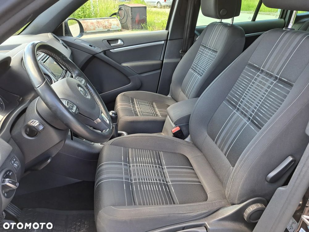Volkswagen Tiguan - 15