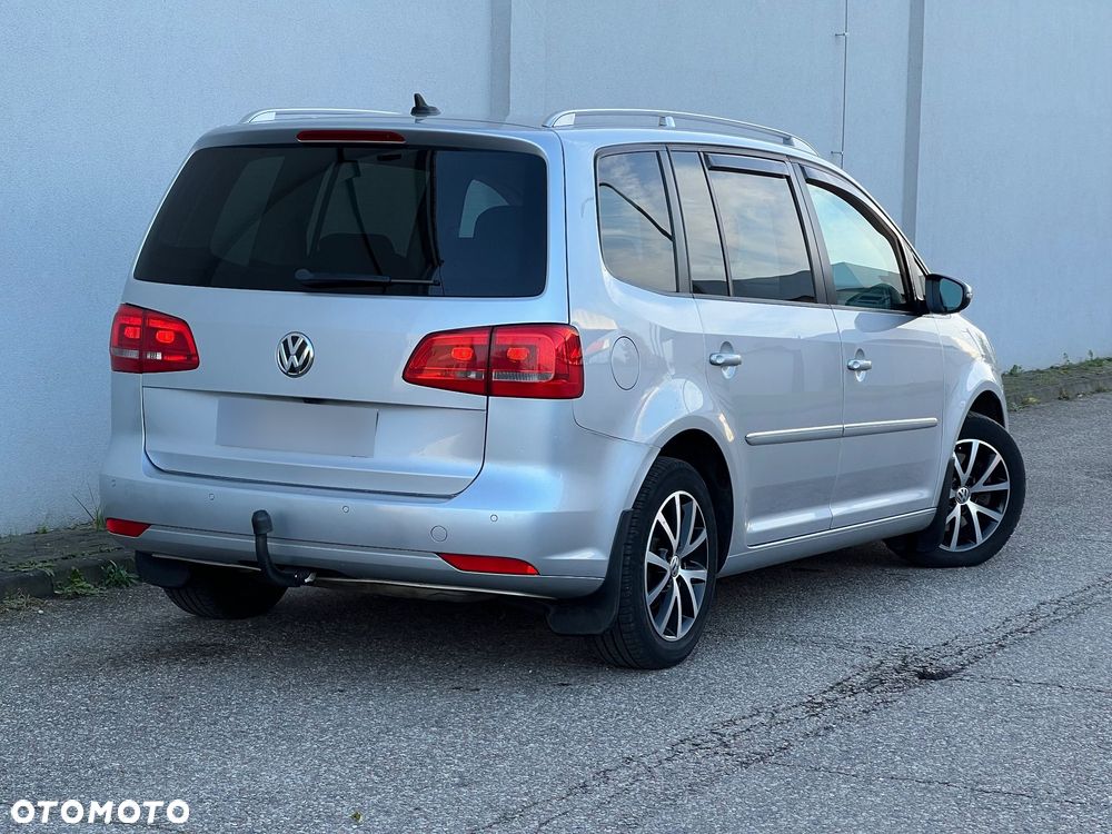 Volkswagen Touran 2.0 TDI DPF Highline DSG - 4