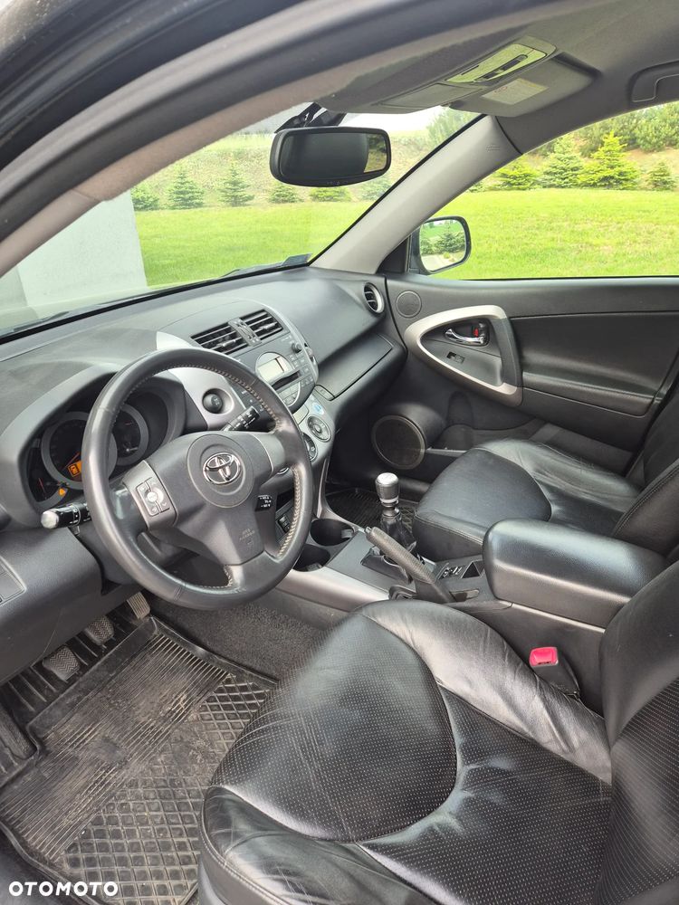 Toyota RAV4 2.2 D-CAT 4x4 Executive - 9