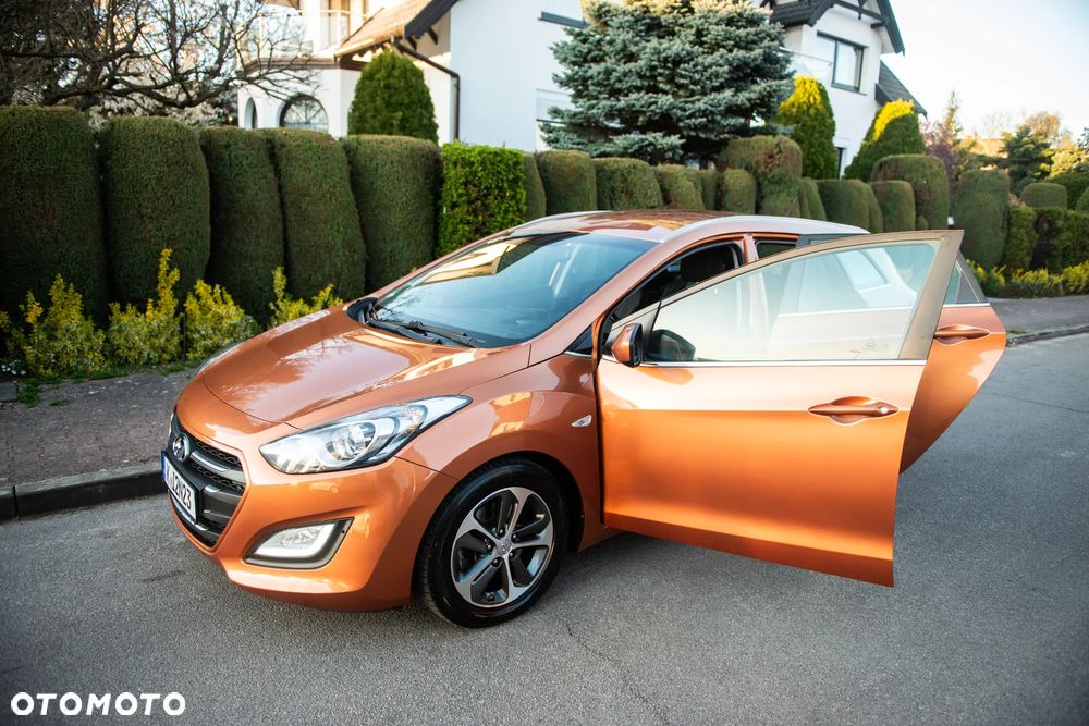Hyundai i30 1.6 GDI Premium - 8