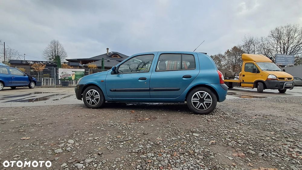 Renault CLIO 2002 zarejestrowany - 7