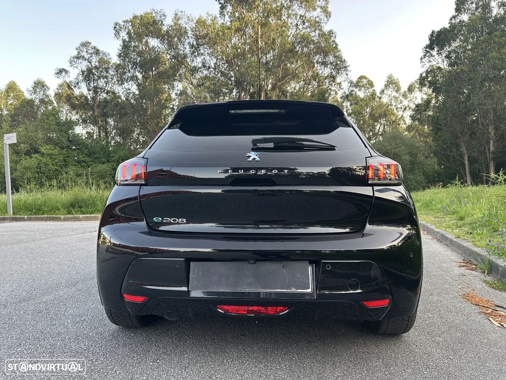 Peugeot e-208 Allure+ - 30
