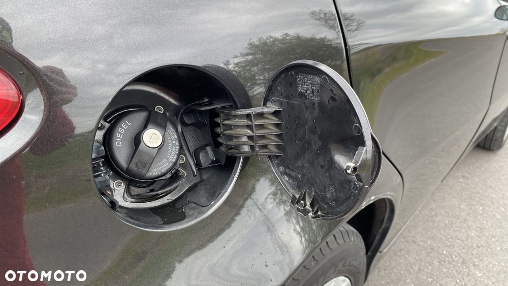 Alfa Romeo 147 1.9 JTD 16V Progression - 25