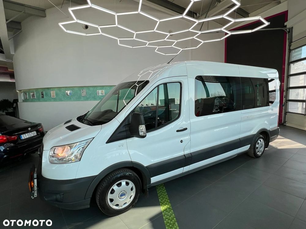 Ford Transit 350 Combi 2.2 TDCi Manual / BEZWYPADKOWY / GWARANCJA / 9 MIEJSC / SERWISOWANY / 1WŁ. / ORYGINALNY PRZEBIEG / RAMPA DLA INWALIDÓW - 12
