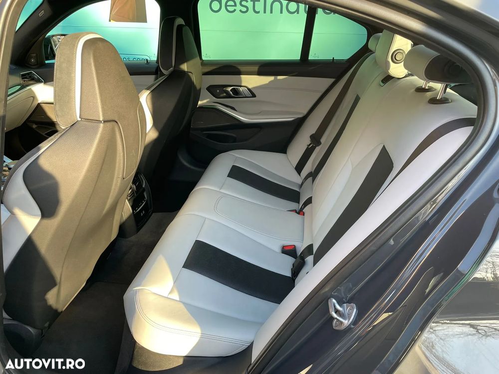 BMW M3 Competition xDrive AT - 20