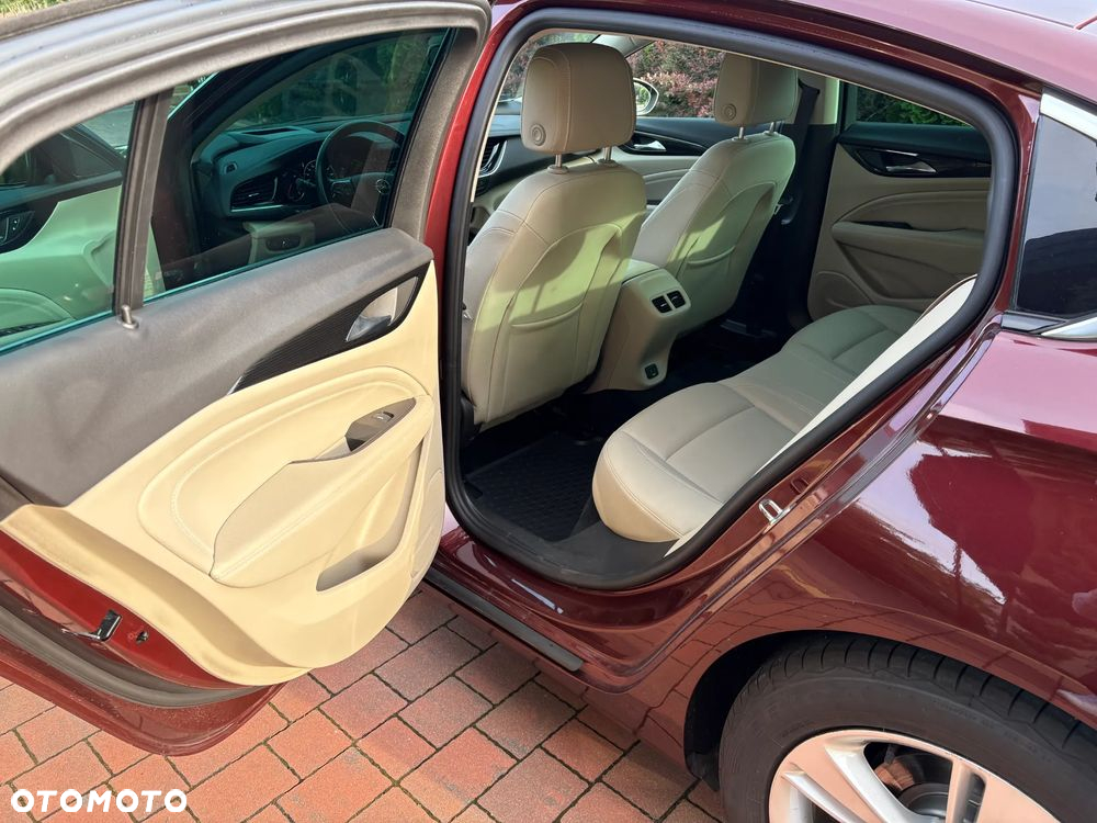 Opel Insignia 1.5 T Innovation S&S - 25