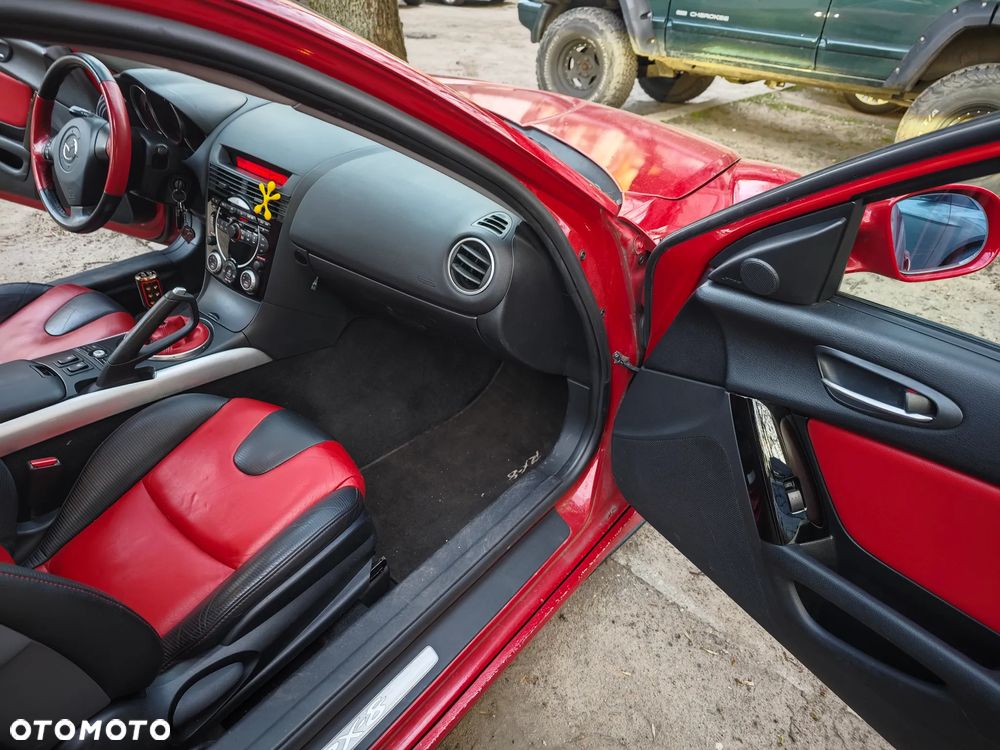 Mazda RX-8 - 14