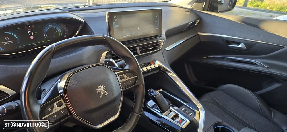 Peugeot 3008 Plug-In Hybrid 225 e-EAT8 Allure Pack - 37