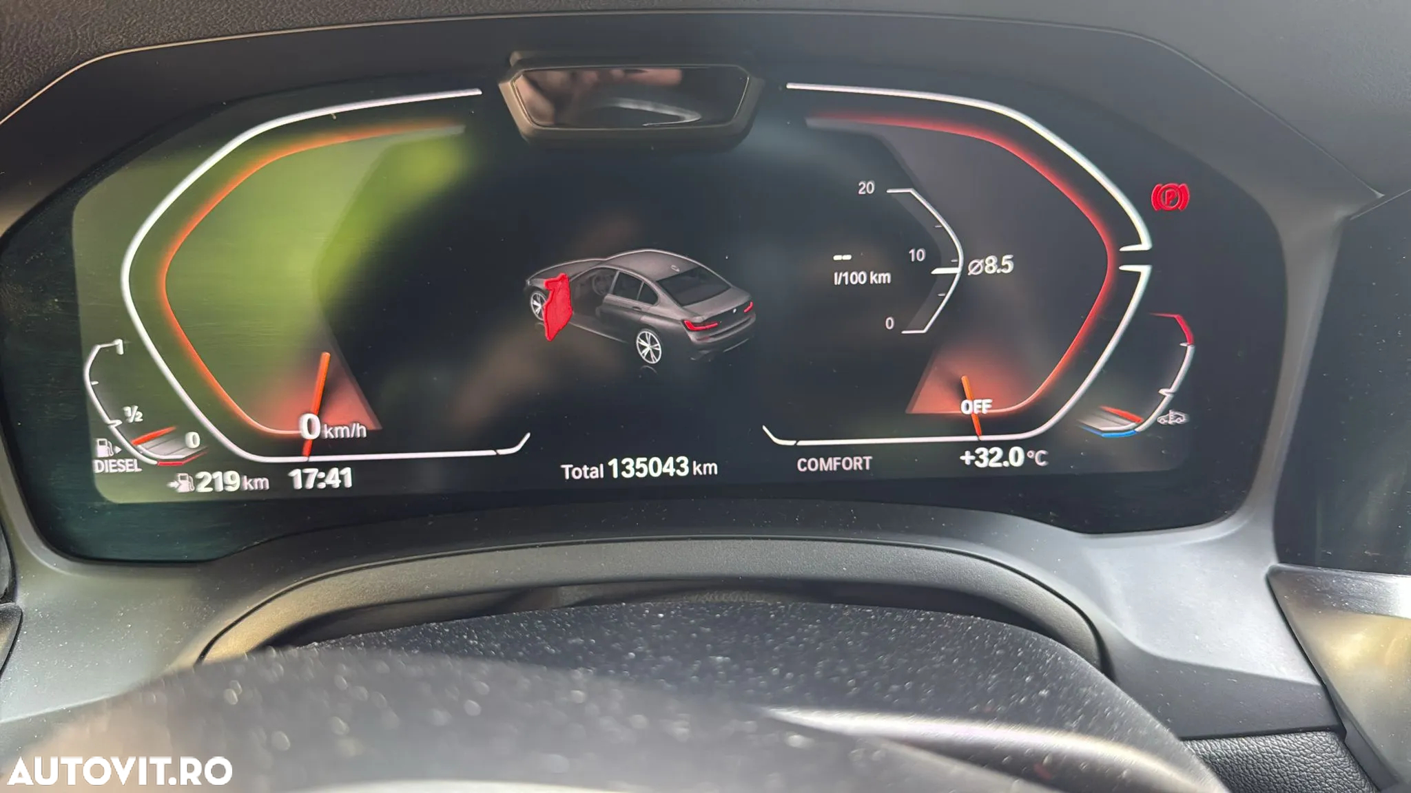 BMW Seria 3 330d xDrive AT MHEV - 9