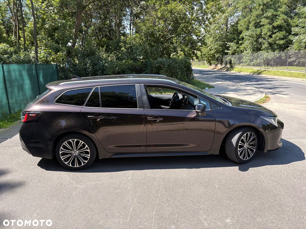Toyota Corolla 1.2 Turbo Team Deutschland - 3