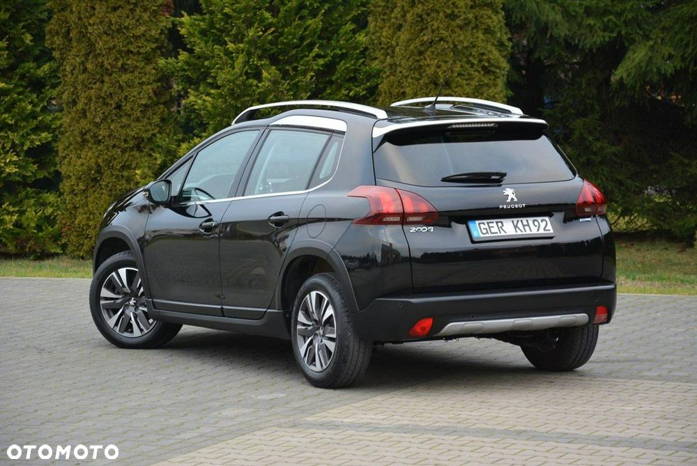 Peugeot 2008 1.2 Pure Tech GPF Allure S&S - 7