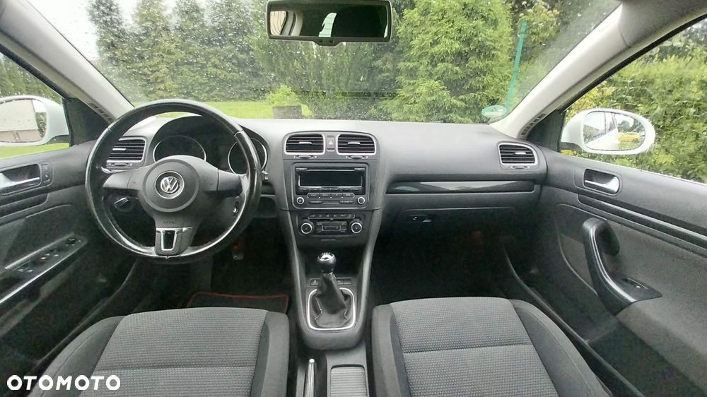 Volkswagen Golf - 16