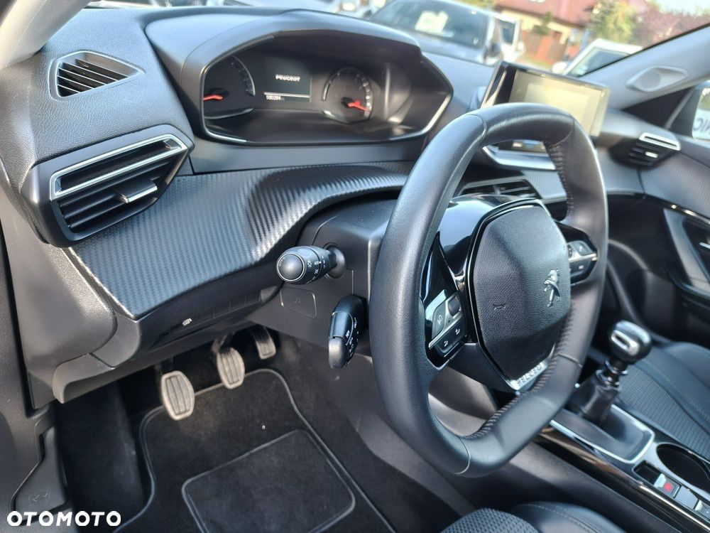 Peugeot 2008 1.2 PureTech Active Pack S&S - 11