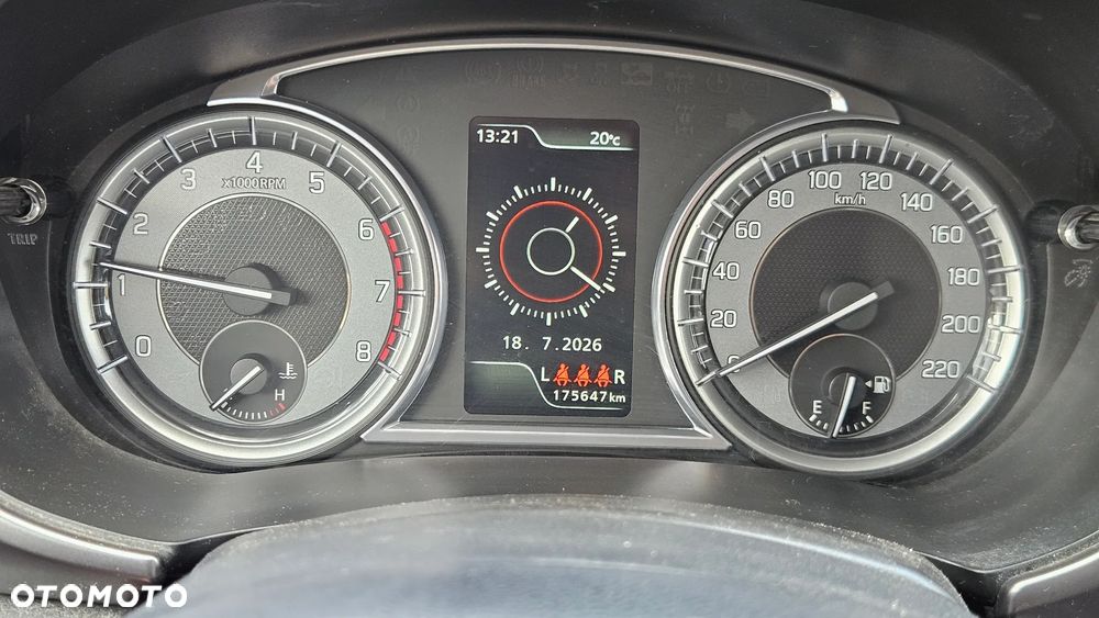Suzuki Vitara 1.0 Boosterjet Allgrip Comfort - 23
