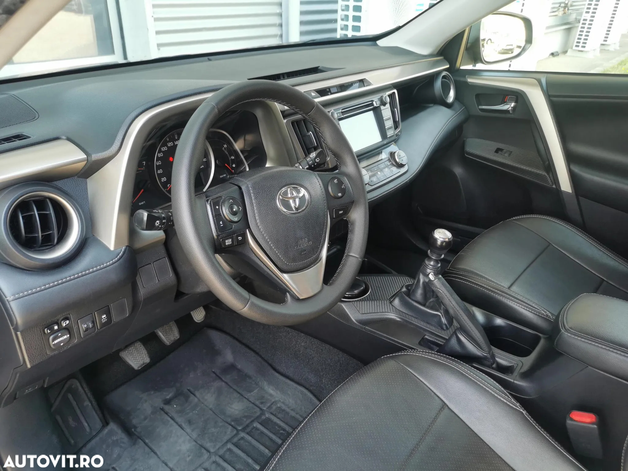Toyota RAV4 2.0 D-4D 2WD Comfort - 19