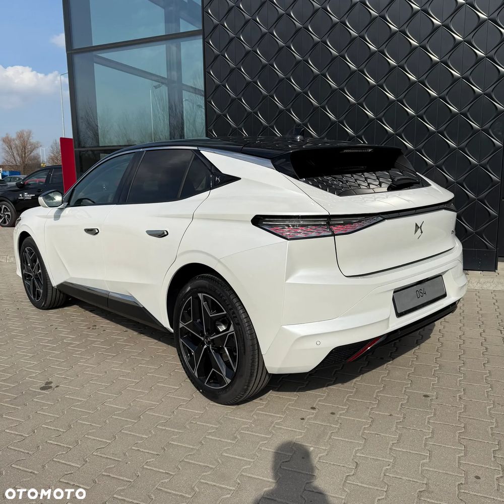 DS Automobiles DS 4 1.2 mHEV Pallas eDCS6 - 4