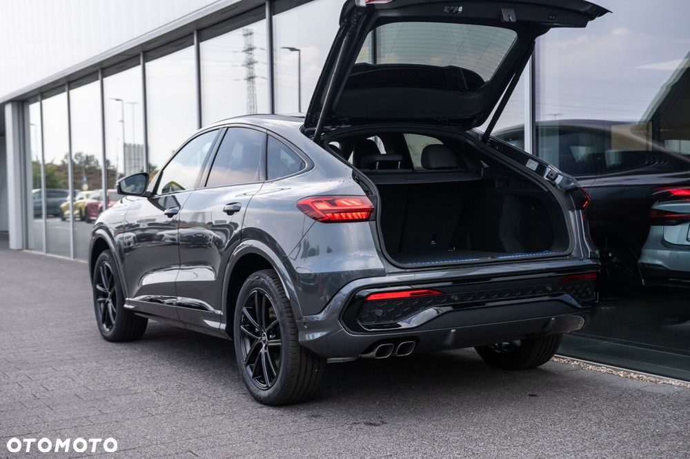 Audi Q5 Sportback - 10