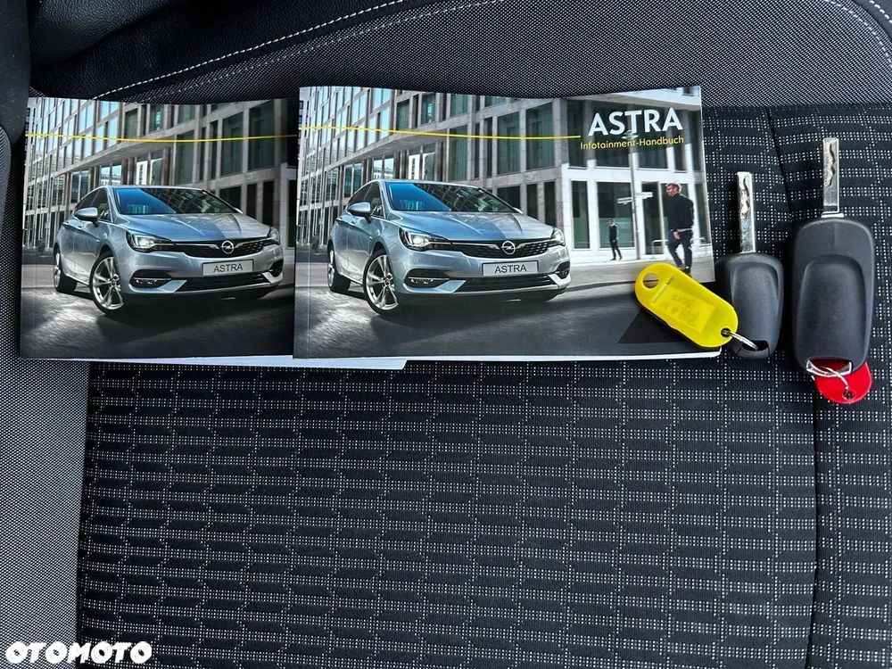Opel Astra 1.2 Turbo Business Edition - 40