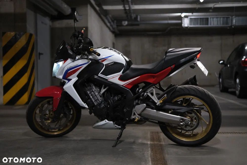Honda CB - 3