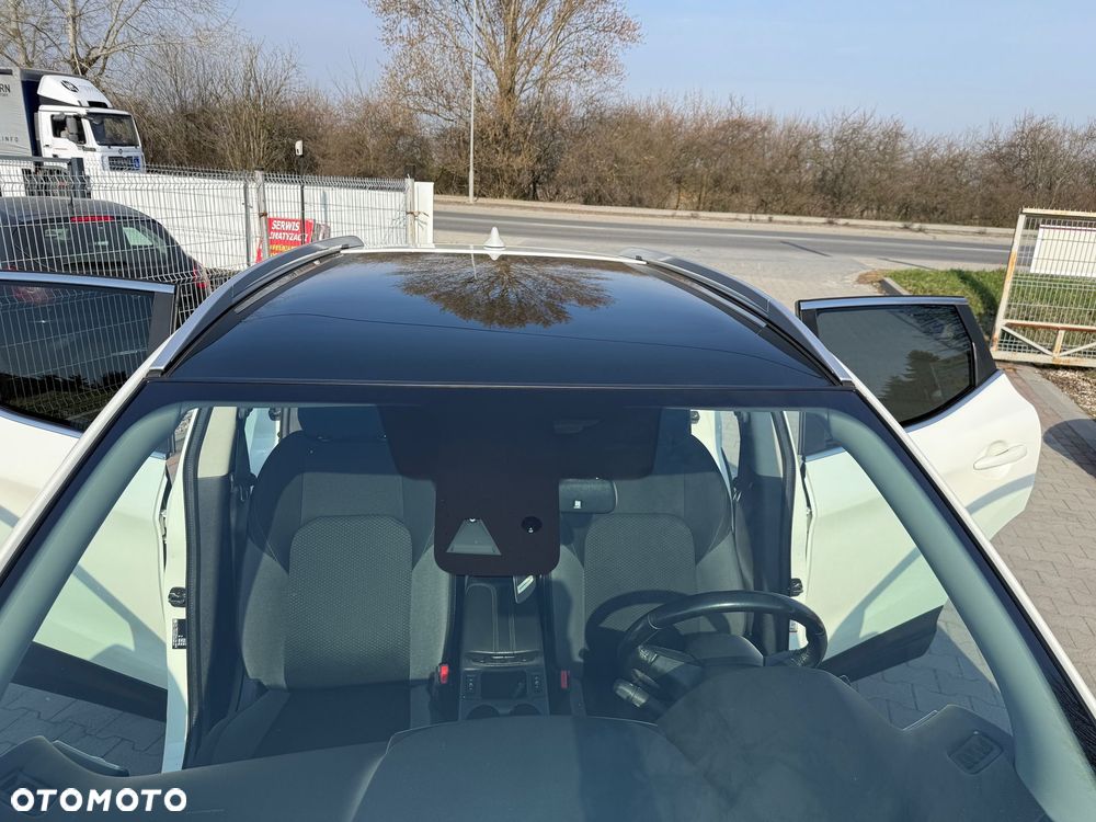 Nissan Qashqai 1.7 dCi Xtronic ALL-MODE 4x4i TEKNA - 28