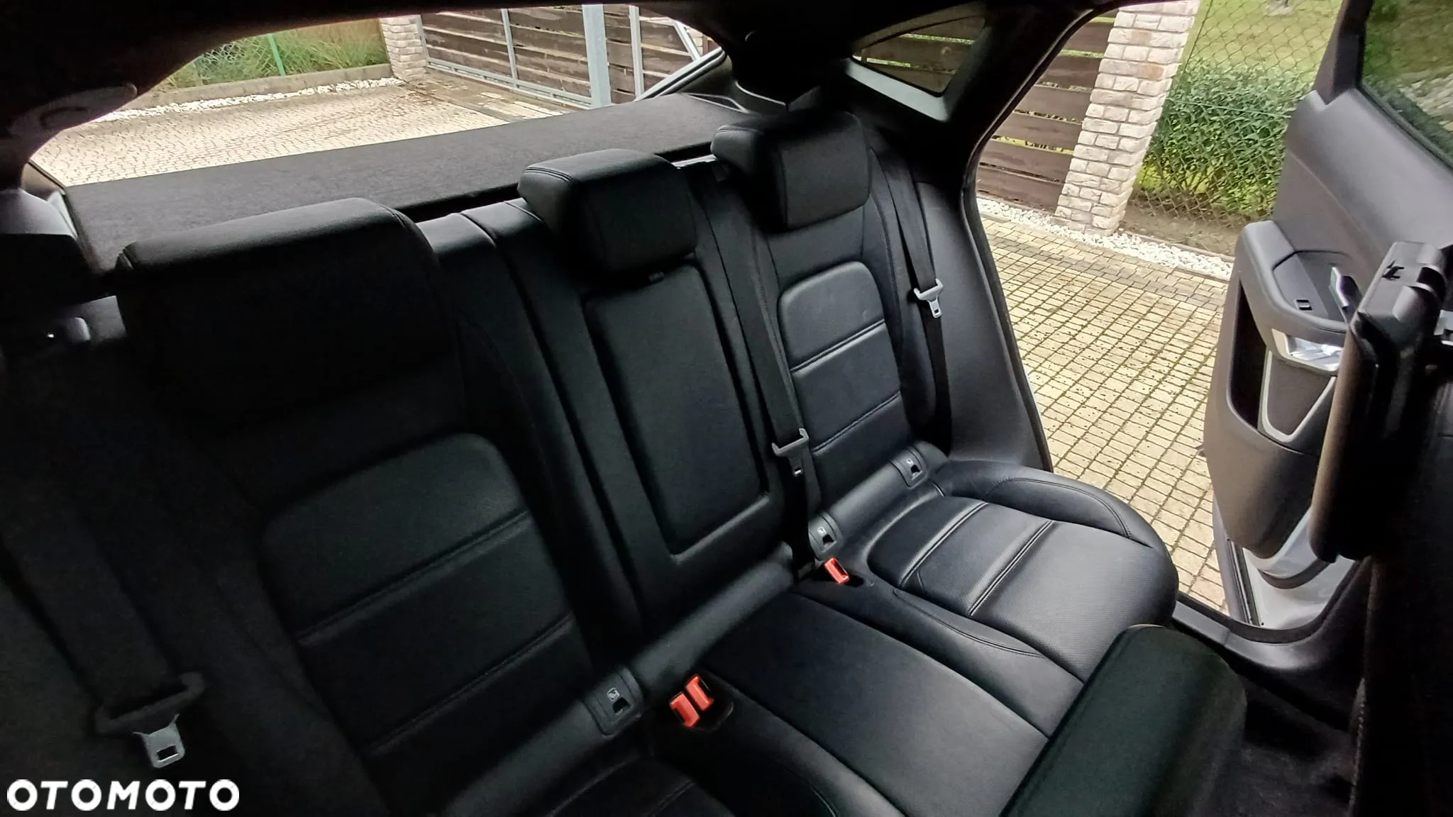 Jaguar E-Pace 2.0 i4D AWD SE - 4