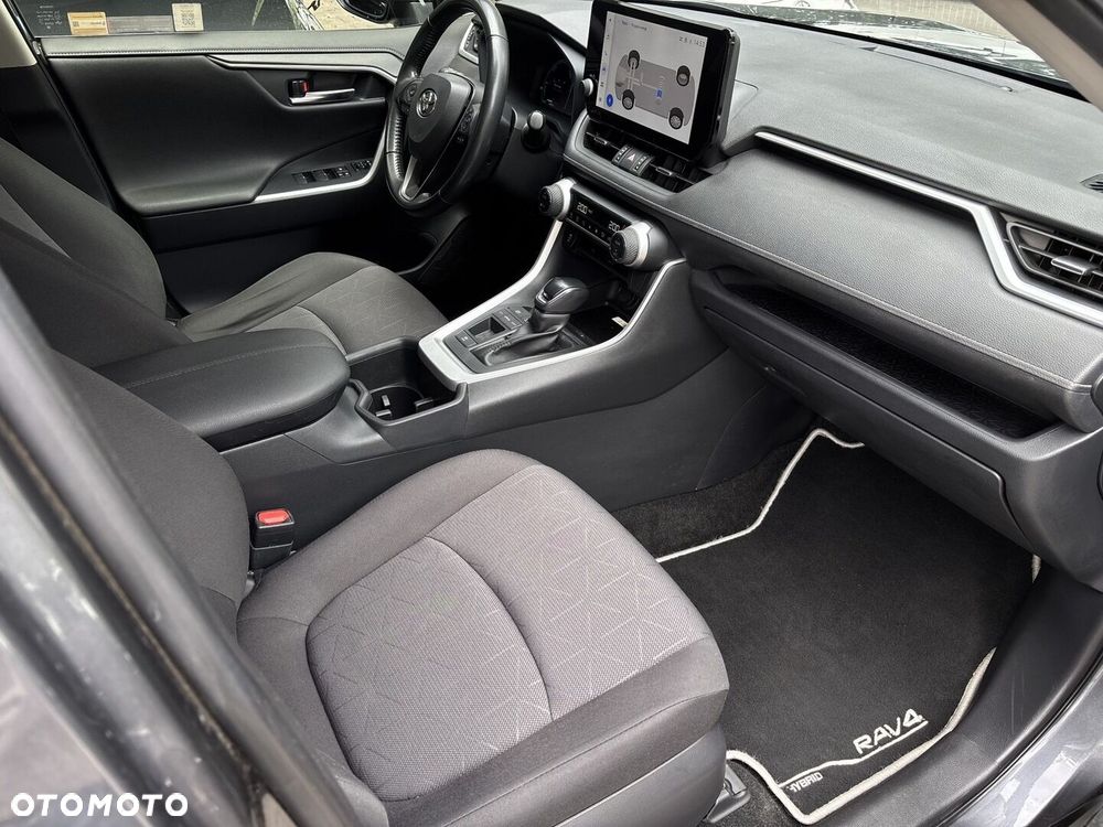 Toyota RAV4 - 22