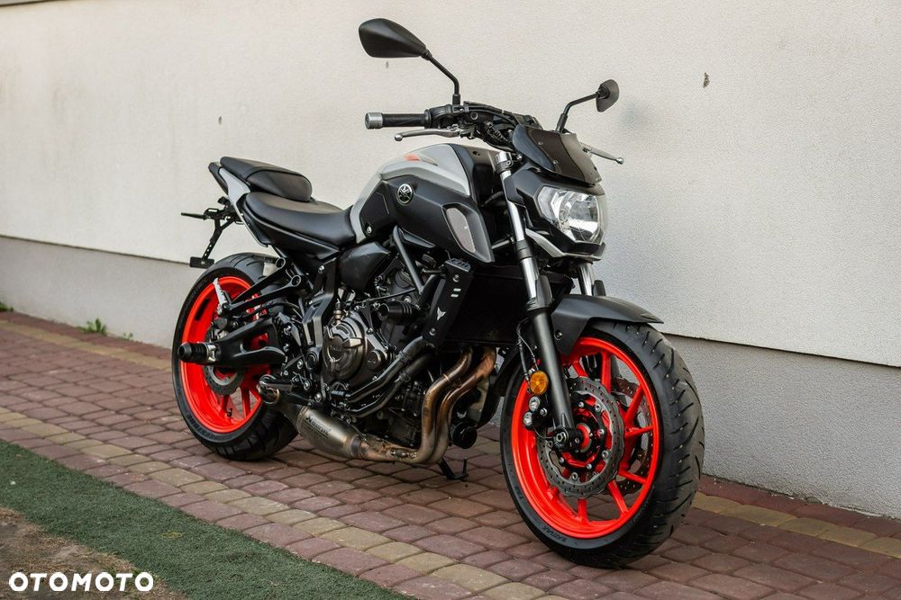 Yamaha MT - 1