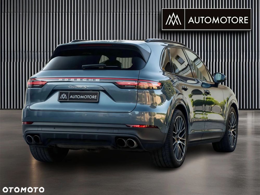 Porsche Cayenne S - 9