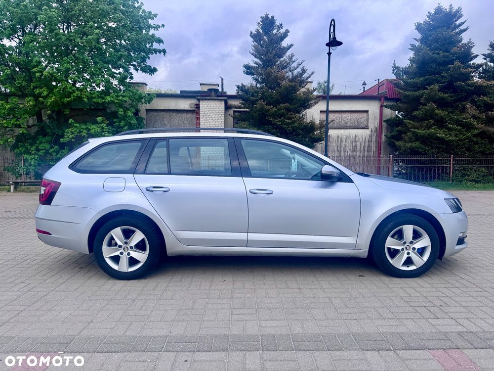 Skoda Octavia 1.6 TDI Ambition - 4