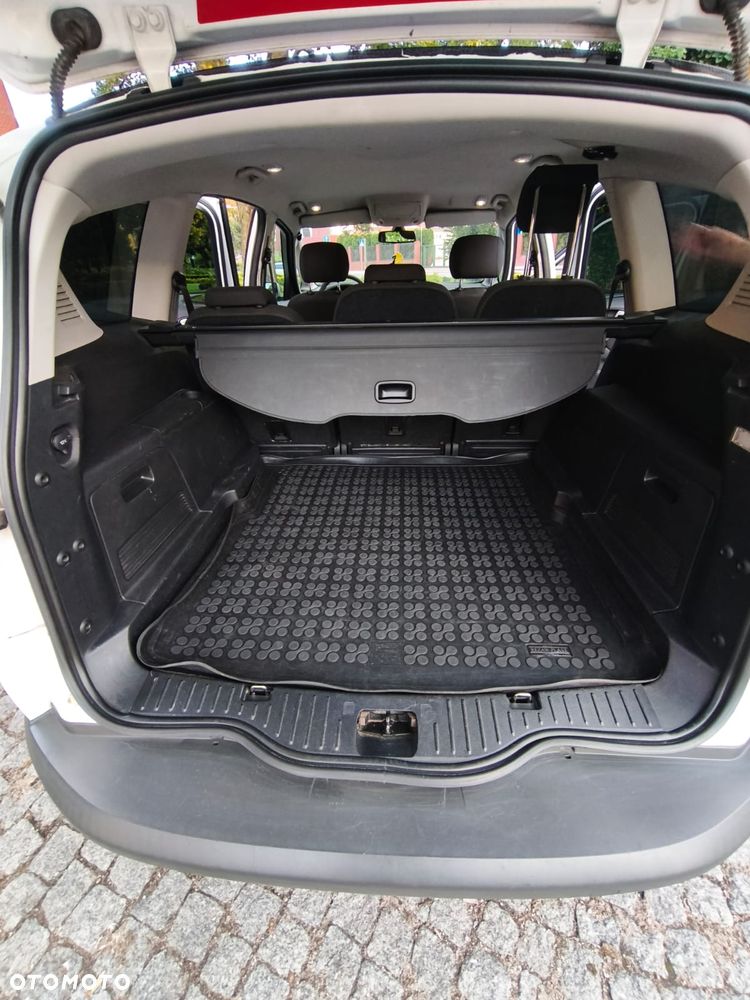 Ford S-Max 2.0 TDCi DPF Titanium - 15