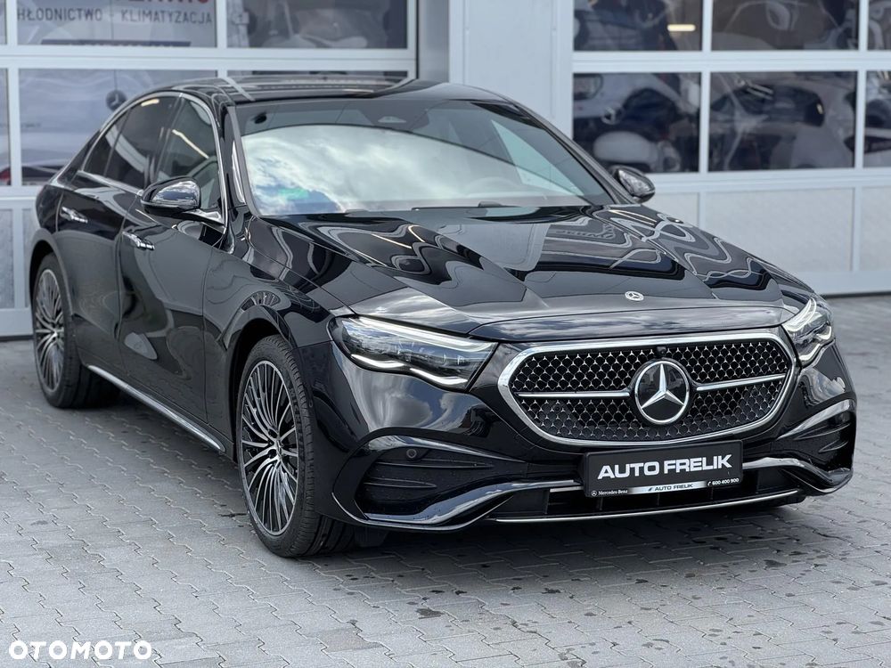 Mercedes-Benz Klasa E 300 PHEV 4-Matic AMG 9G-Tronic - 5