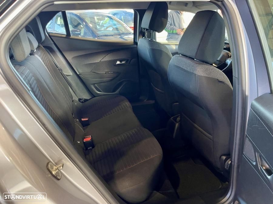 Peugeot 2008 1.2 PureTech Active Pack - 24