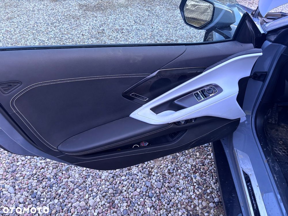 Chevrolet Corvette Stingray 2LT 6.2 V8 Automatik - 13