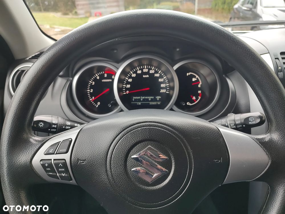 Suzuki Grand Vitara 1.9 DDiS Elegance EU5 - 15