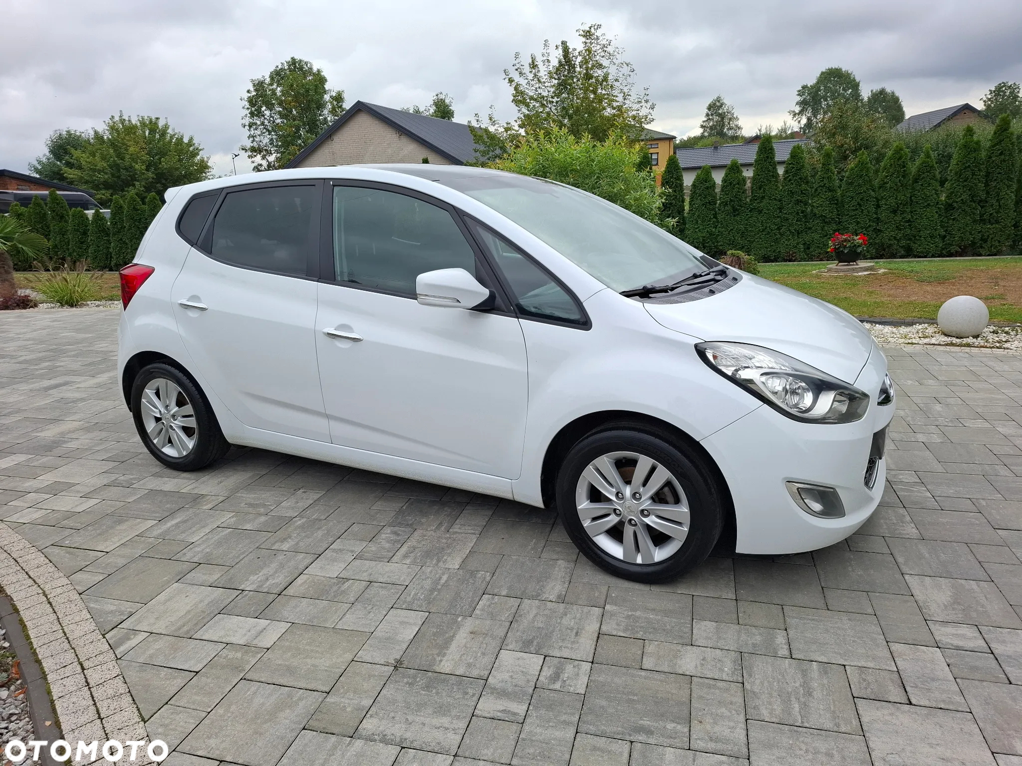 Hyundai ix20 1.4 CRDi blue Classic - 16