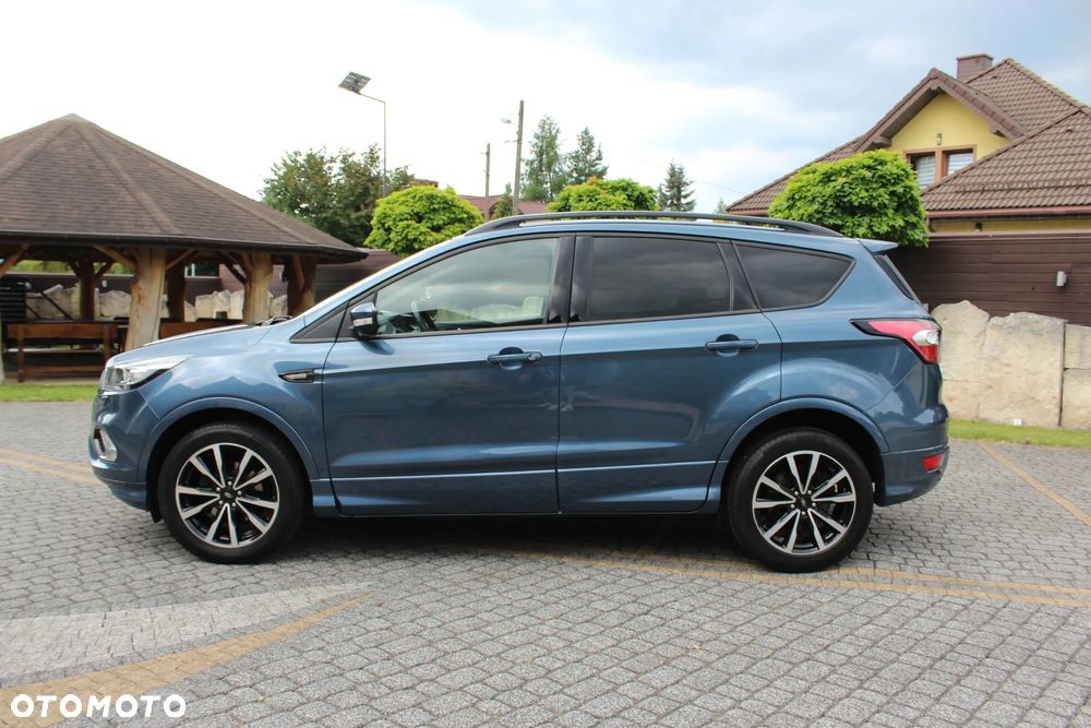 Ford Kuga 1.5 EcoBoost 2x4 ST-Line - 5