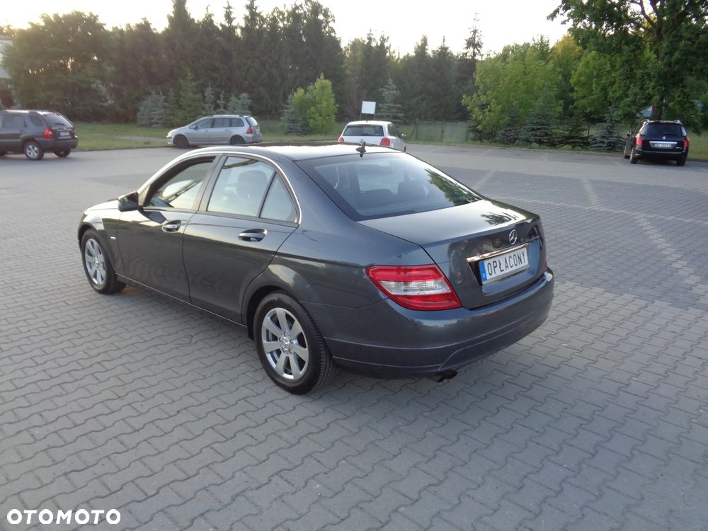Mercedes-Benz Klasa C 180 Kompressor Automatik BlueEFFICIENCY Avantgarde - 23