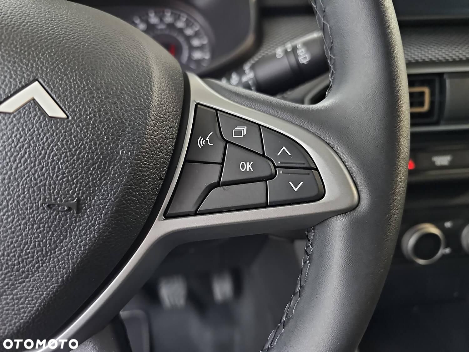 Dacia Sandero Stepway - 11