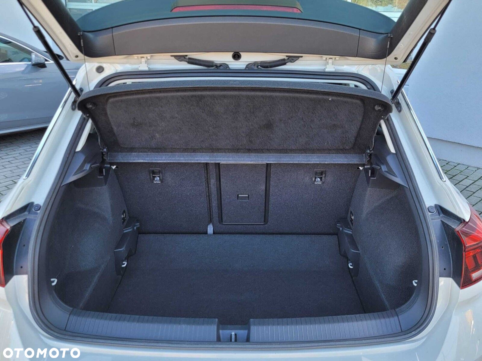 Volkswagen T-Roc 1.5 TSI Life DSG - 14