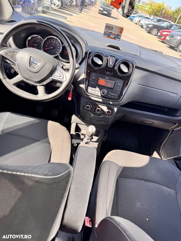 Dacia Lodgy TCe 130 GPF (7-Sitzer) Comfort - 7