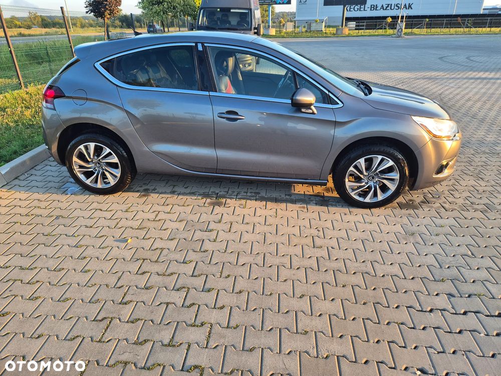 Citroen Ds4 2011 photo 3