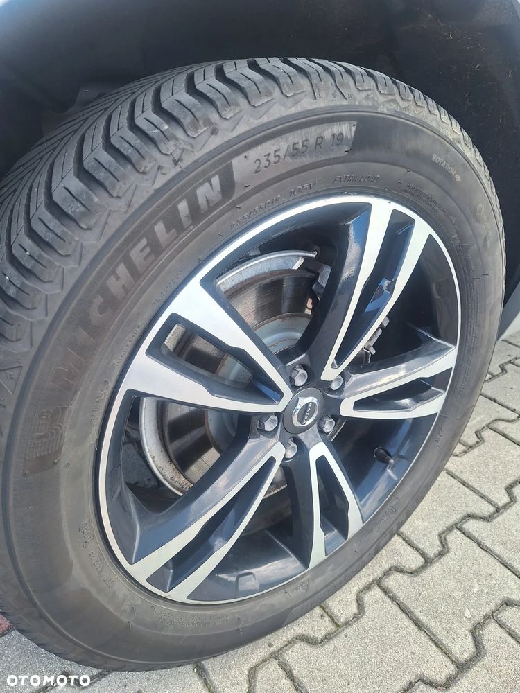 Volvo XC 60 T6 AWD Geartronic Momentum Pro - 29