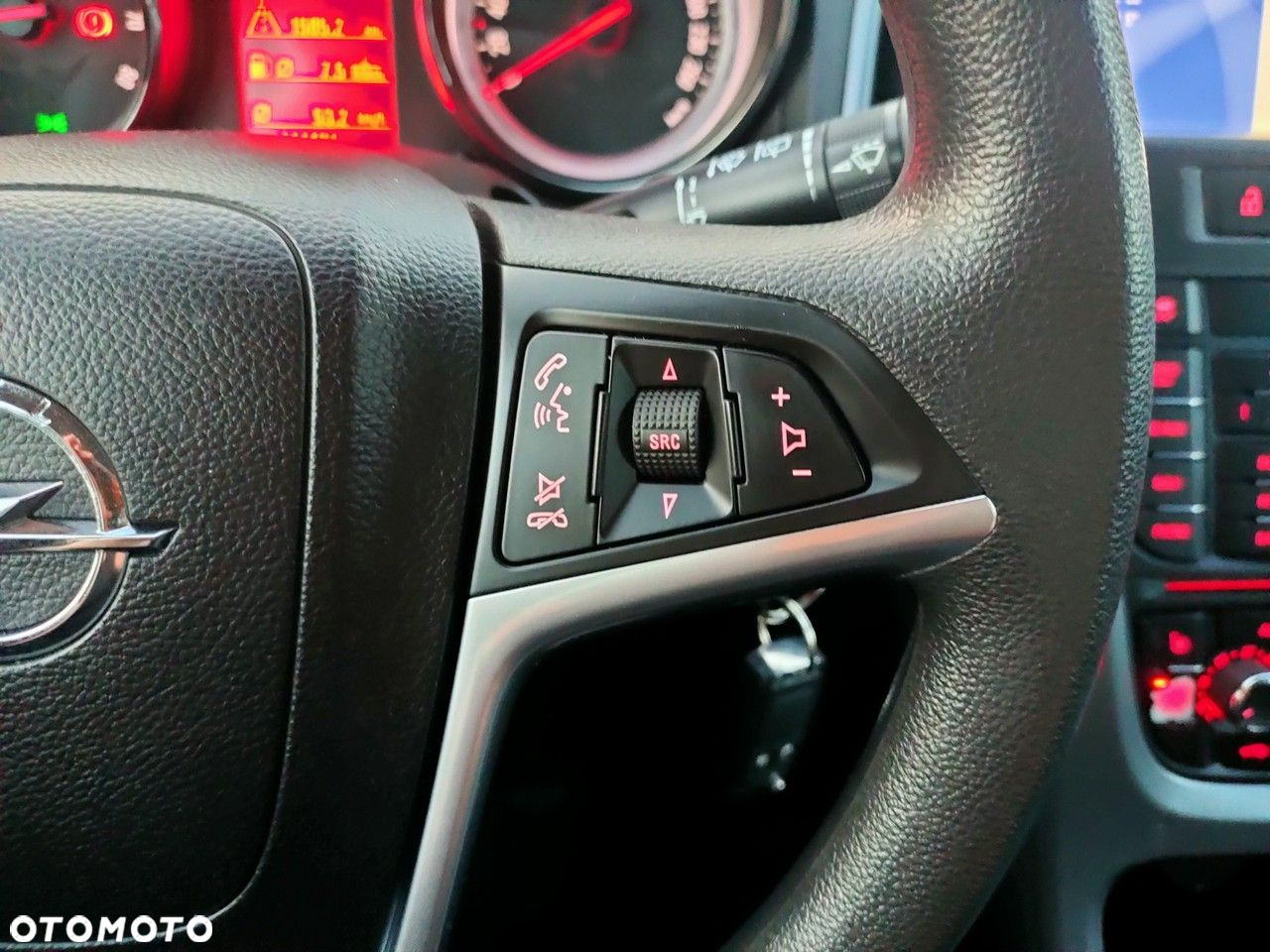 Opel Astra - 25